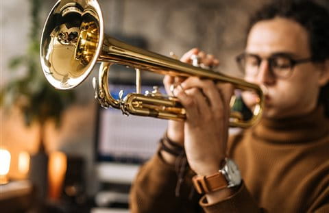 Instruments de musique sont des objets de valeur Instruments de musique sont des objets de valeur