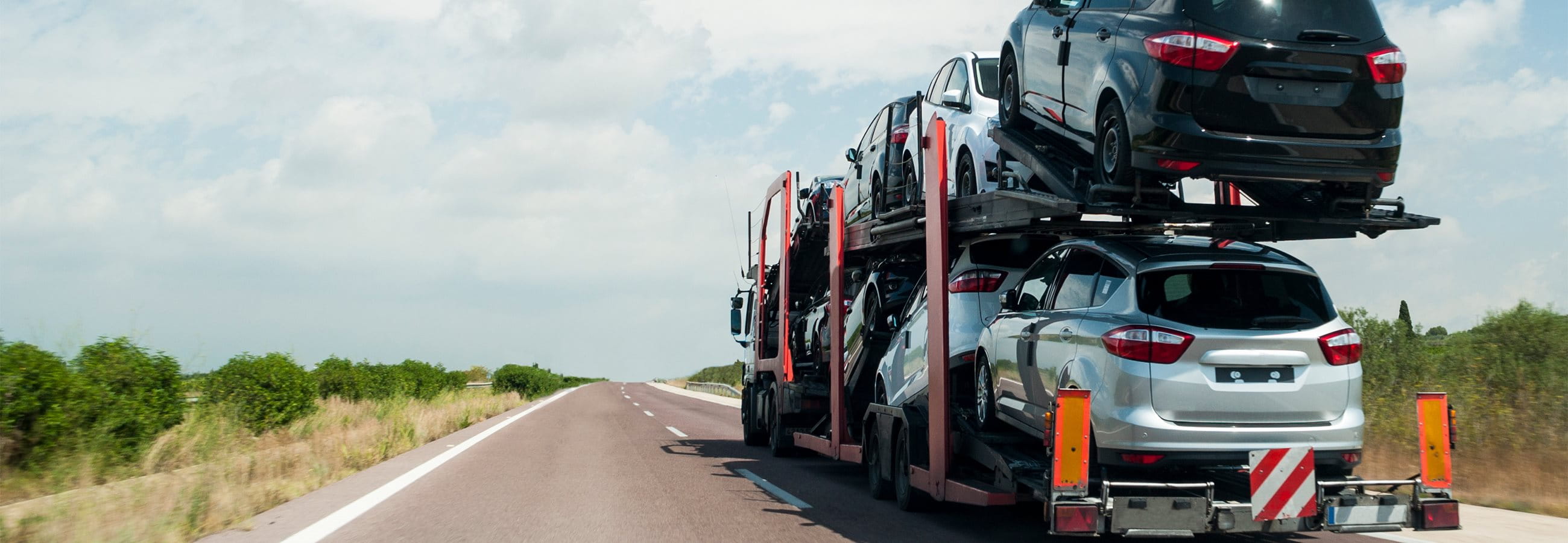 Fahrzeugtransporter Fahrzeugtransporter