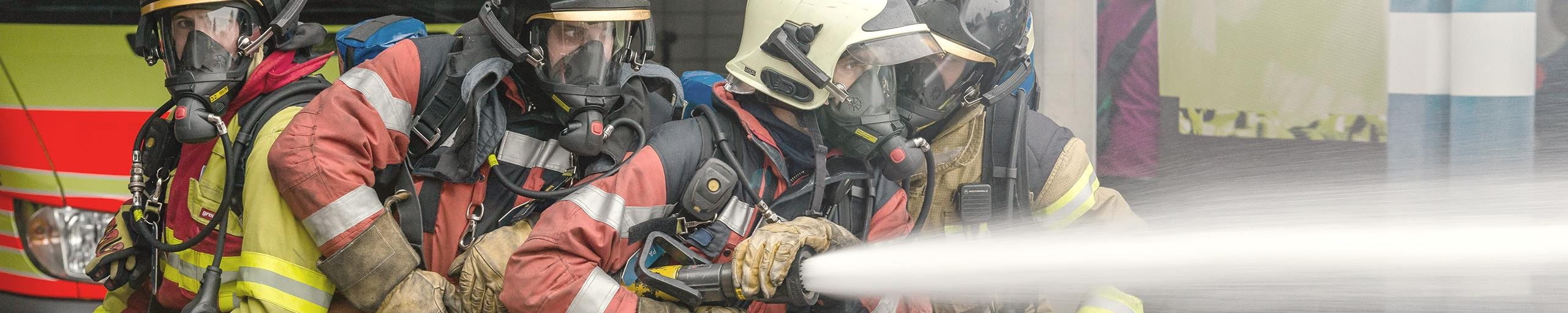  Vigili del fuoco in azione