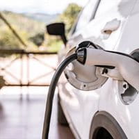 Guide to caring for electric car batteries