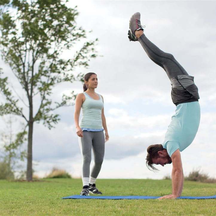 Un homme et une femme sportifs Un homme et une femme sportifs