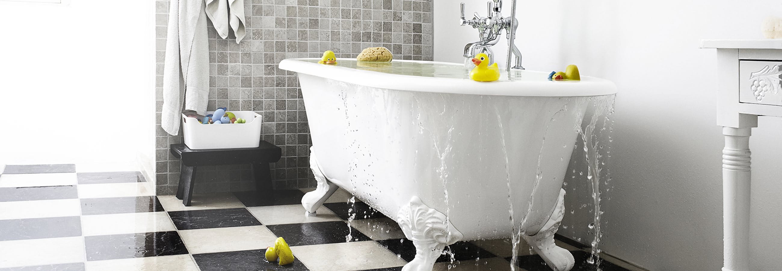 überlaufene Badewanne