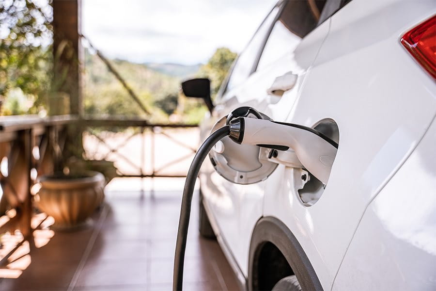 Ricarica di un'auto elettrica